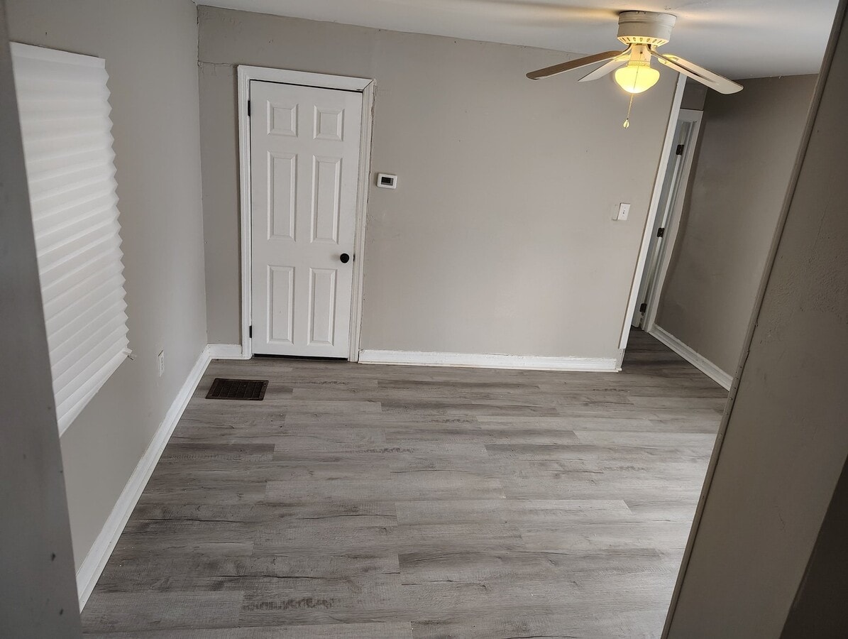 Photo - 431 N 2nd St