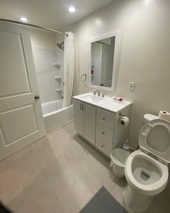 Photo - 1437 Broadway