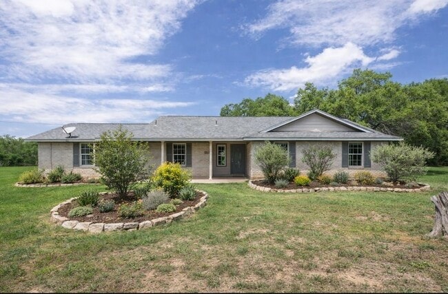 Building Photo - 801 John Knox Rd