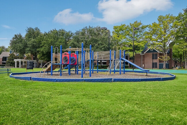 Eastgrove Apartments
