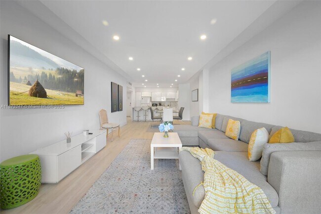 Photo - 19370 Collins Ave Unidad 124