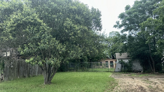 Photo - 1900 N 18th St