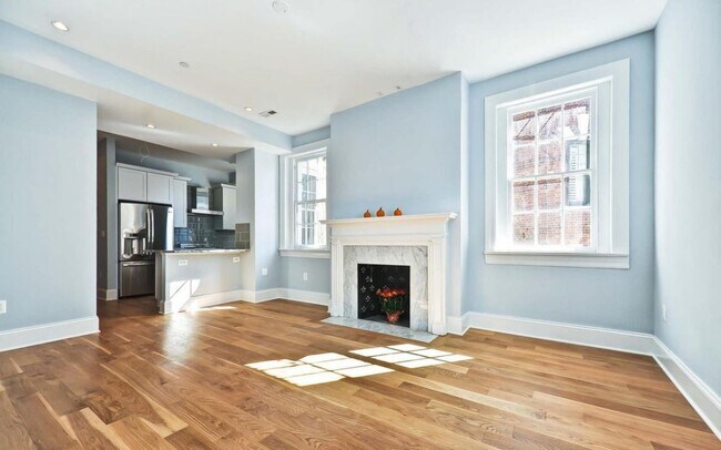 Photo - 1929 19th St NW Unidad 2