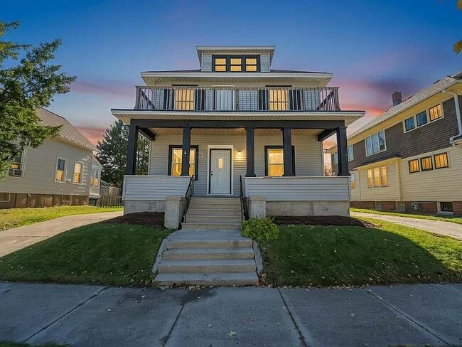 Photo - 1227 Bluff Ave Unit 1227 Bluff Avenue