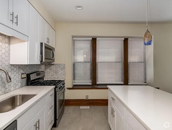 Building Photo - 6019 McPherson Rental