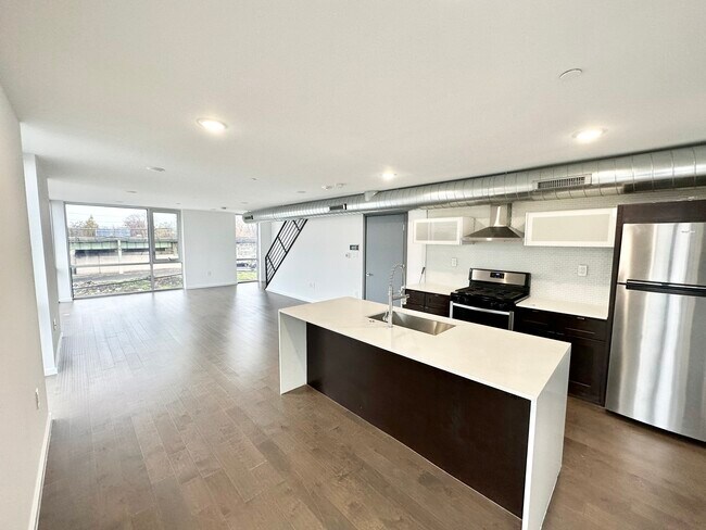 Photo - 1500 N 8th St Unit 3