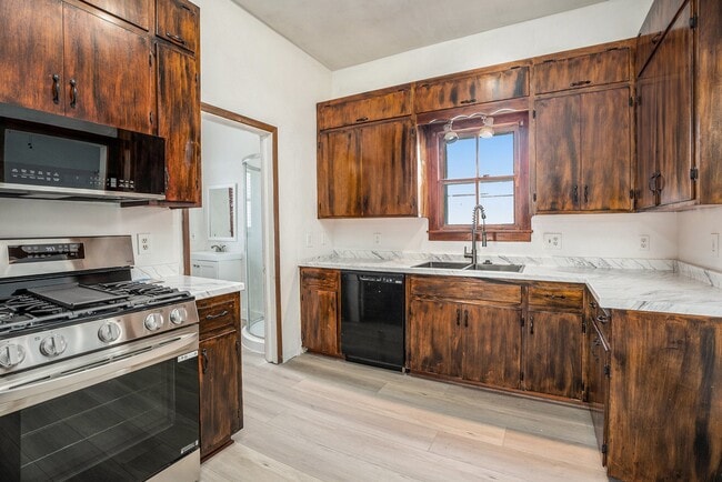 Photo - 3309 Ursuline St