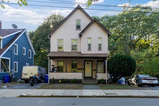 Photo - 90 Pierce St