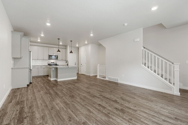 Photo - 4323 W Dixon Way