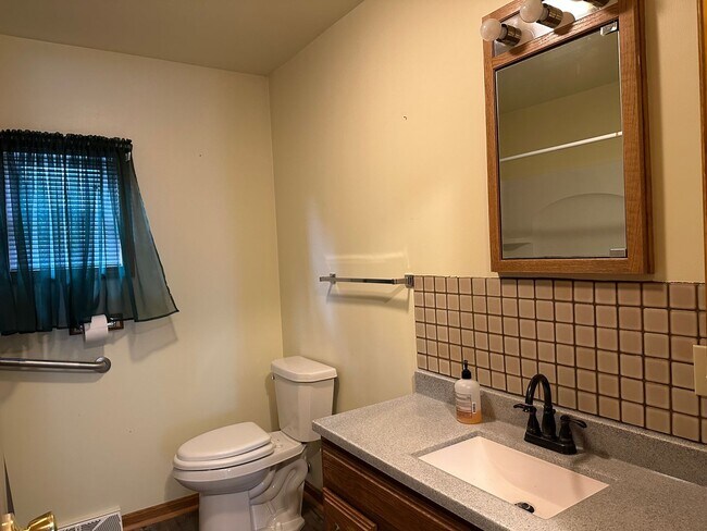 Photo - 212 4th St SW Unidad 216 4th Street SW