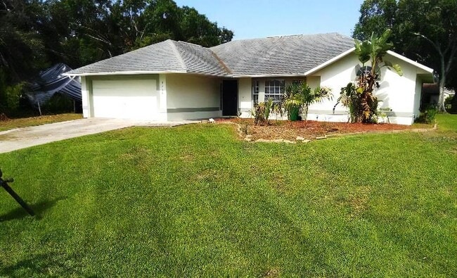 Photo - 7458 Carillon Ave House