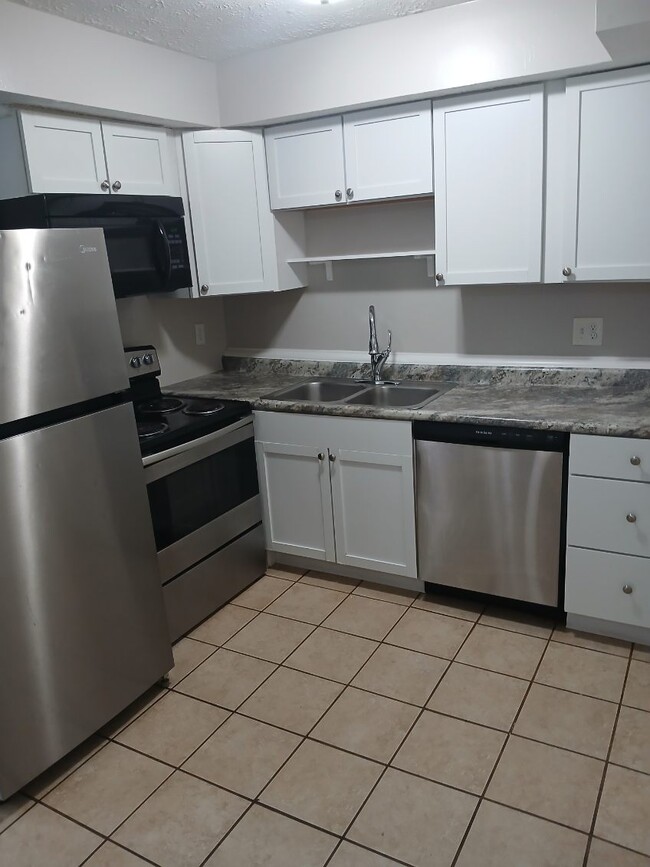 Photo - 1466 Worthington Row Drive