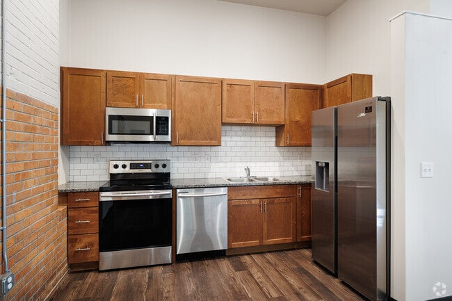 1BR, 1BA - 1,159SF - Kitchen - Lyon Apartments