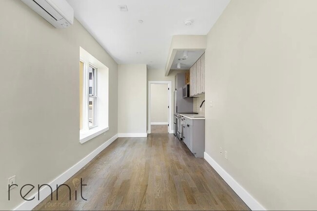 Building Photo - 237 Martense St Unit 2E