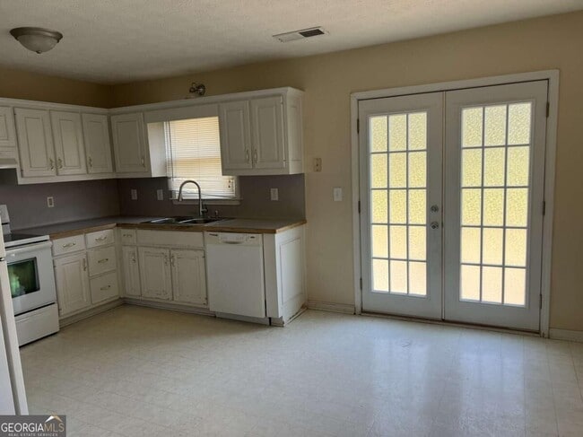 70 Dove Point Cir