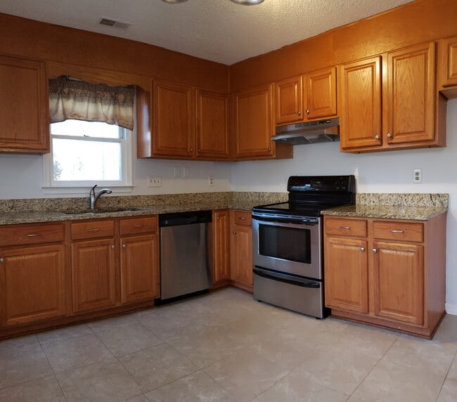 Photo - 2538 Cottage Pl