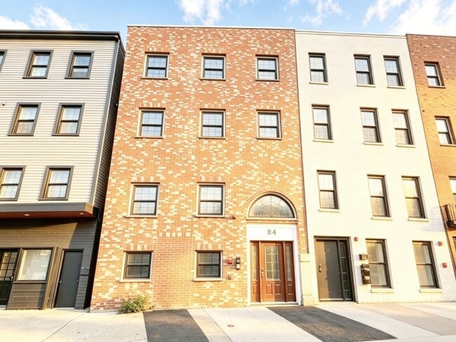 Photo - 84 Chelsea St Unit 1