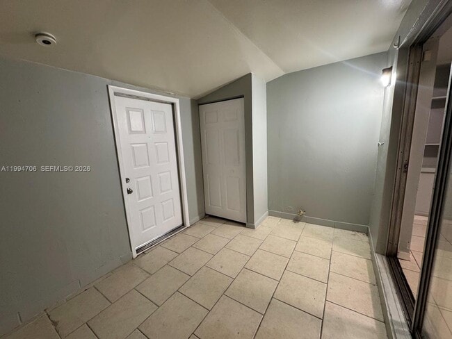 Photo - 5440 SW 38th Ct