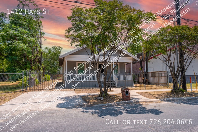 Building Photo - 1412 Hays St