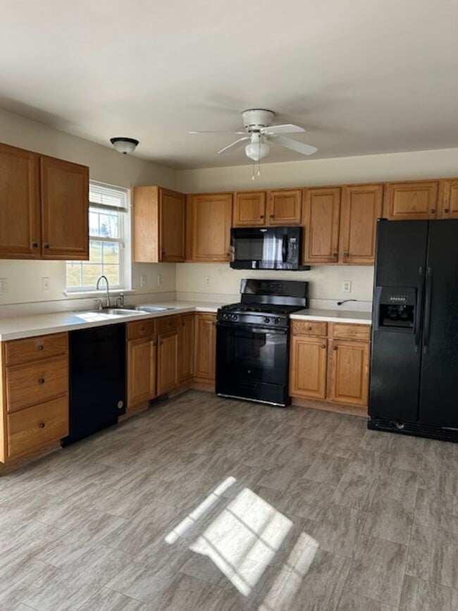 Photo - 3 Bedroom 1.5 Bath in Central School District