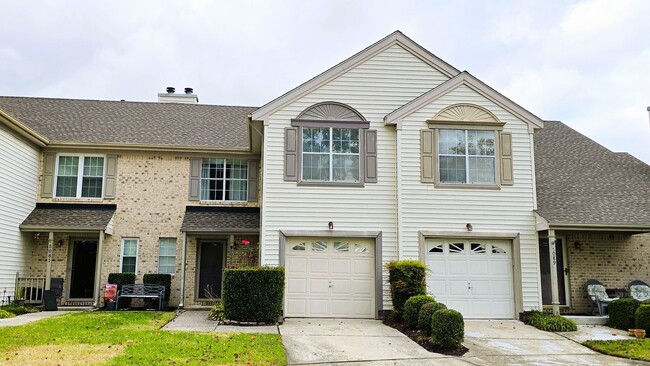 Building Photo - Glenwood