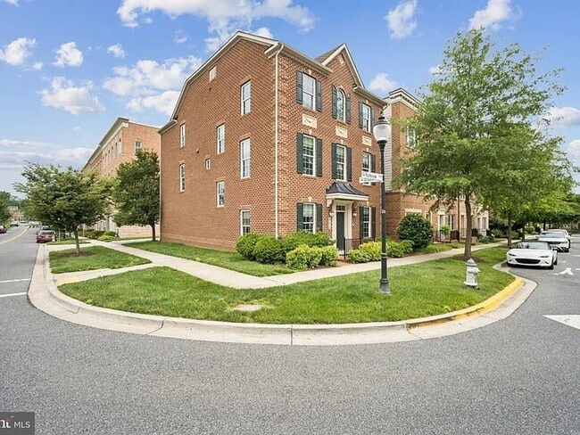 Spacious 4BR House in Gaithersburg - Spacious 4BR House in Gaithersburg
