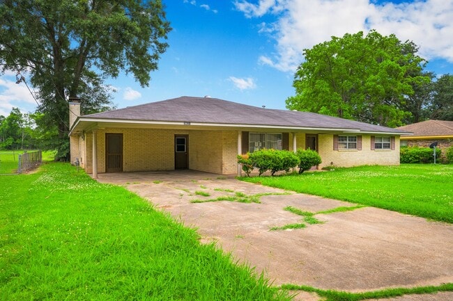Photo - 5601 Jeff Davis Dr