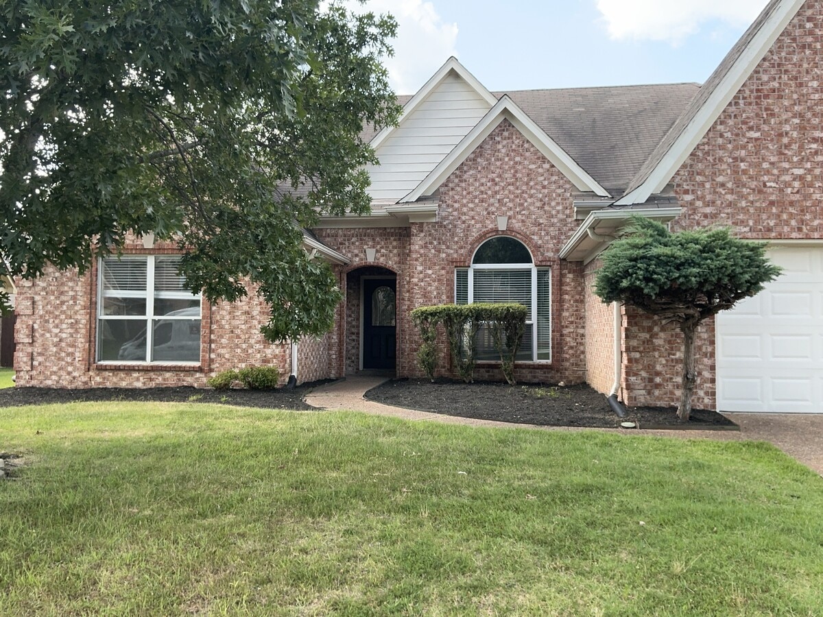 Photo - 1485 Winburg Cove Casa