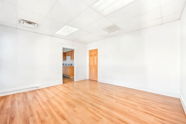 Photo - 5 S Parish Ave Unit 1