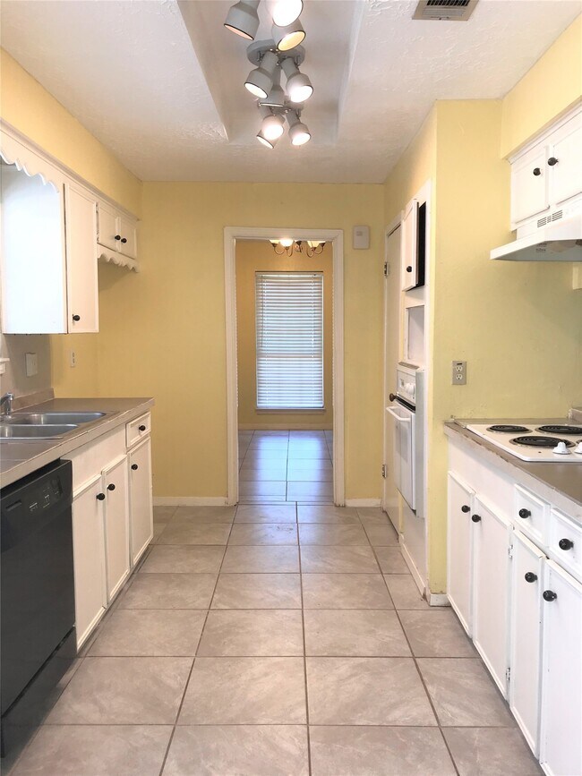 Photo - 12331 Scarcella Ln