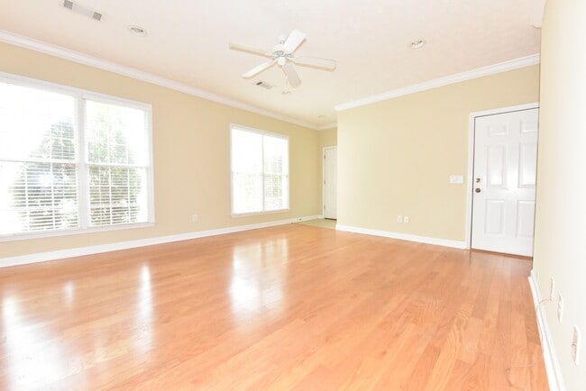 Photo - 1616 Over Cup Cir