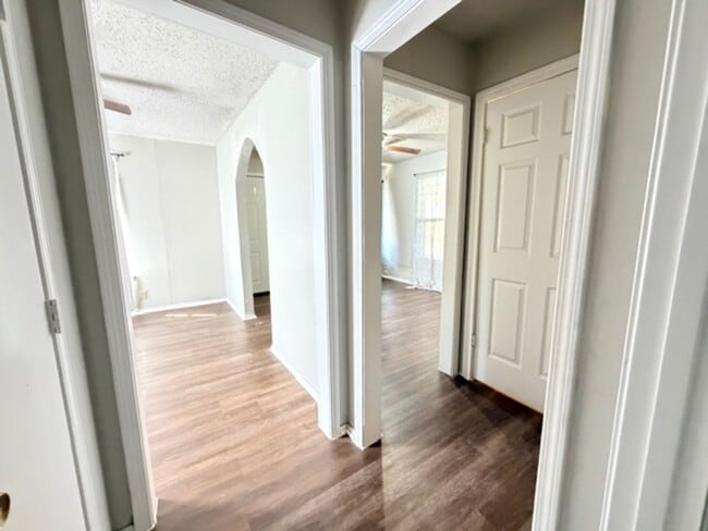 Photo - 321 Huntington St