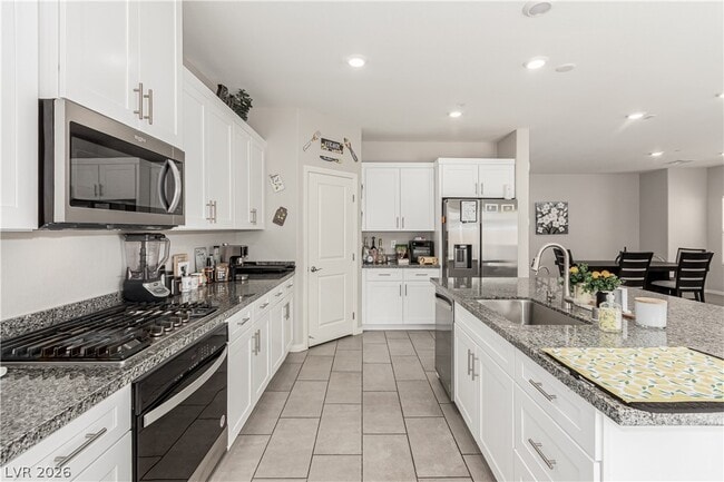 Photo - 330 Spring Dove Ave