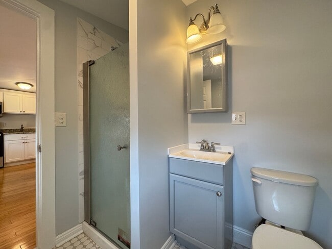 169 Olive St Unit 3R