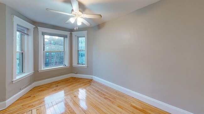 Photo - 65 Burbank St