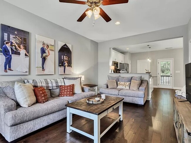 Photo - Luxury Bellevue Townhome in Harpeth Park