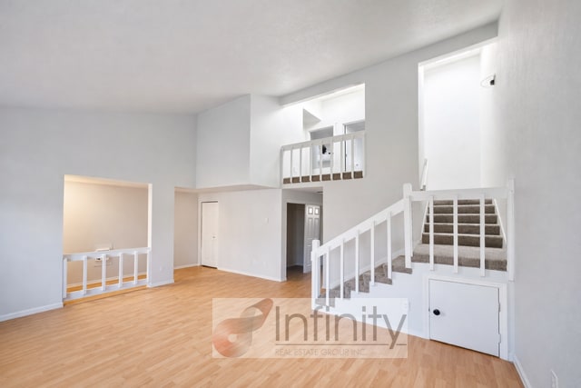 Photo - 8338 SW Mohawk St