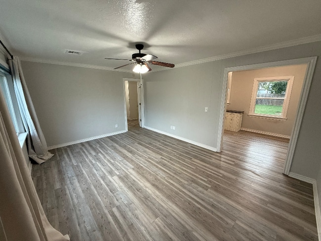 Photo - 3013 W Fairfield Ave