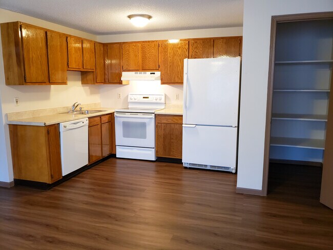 Photo - 7328 Buffalo Ave Apartments Unit 3