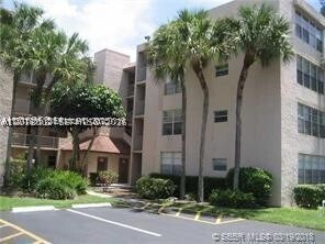9470 Live Oak Pl Unit 306