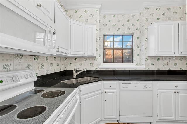 Photo - 6004 Auburndale Ave Unit F