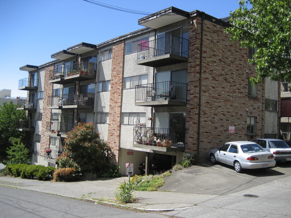 Photo - The Mercer at Summit