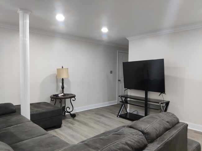 Living room - 227 Dove Rd Unit 227 Dove Rd #1