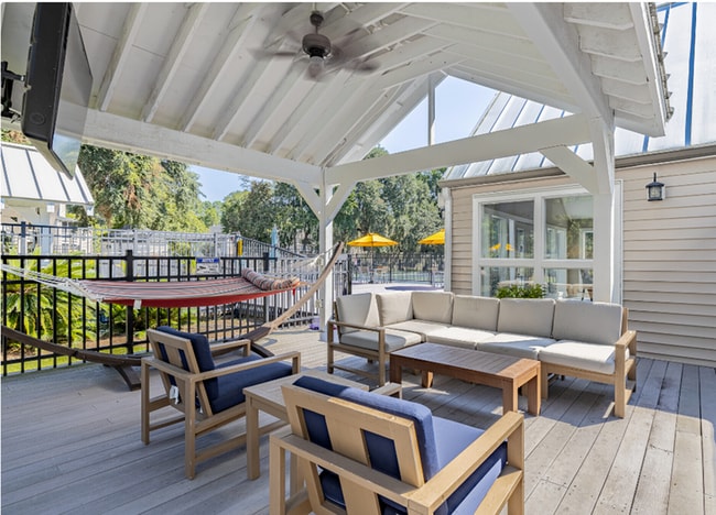 BBQ/Picnic Area - Viera at Whitemarsh