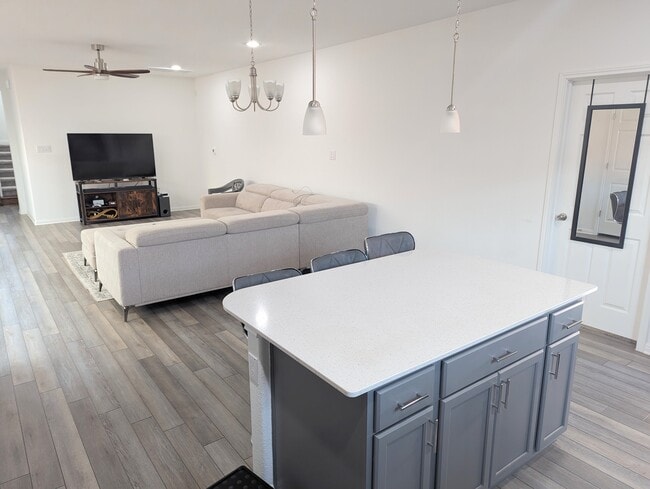 Photo - 12815 Gilliland Ln