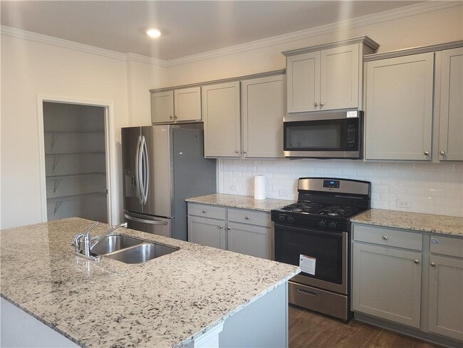 Photo - 50 Barnwood Ln