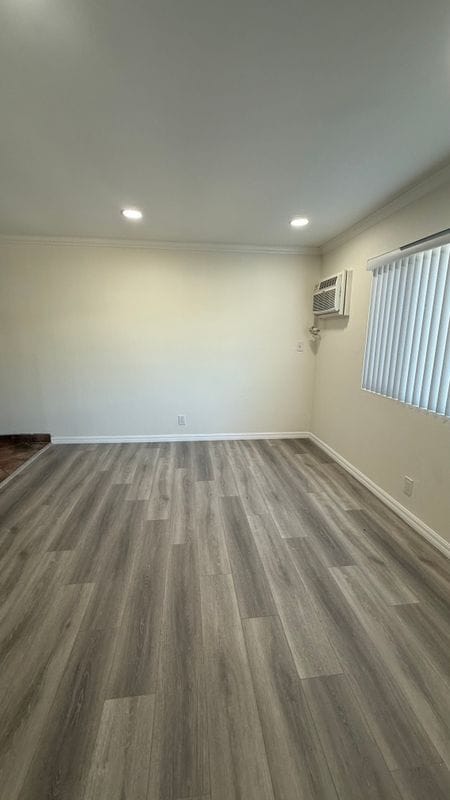 Photo - 607 S Humphreys Ave