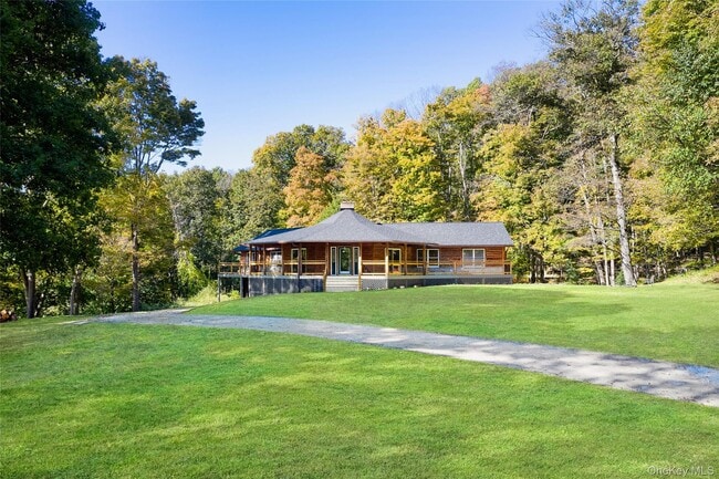 Photo - 568 Oak Summit Rd