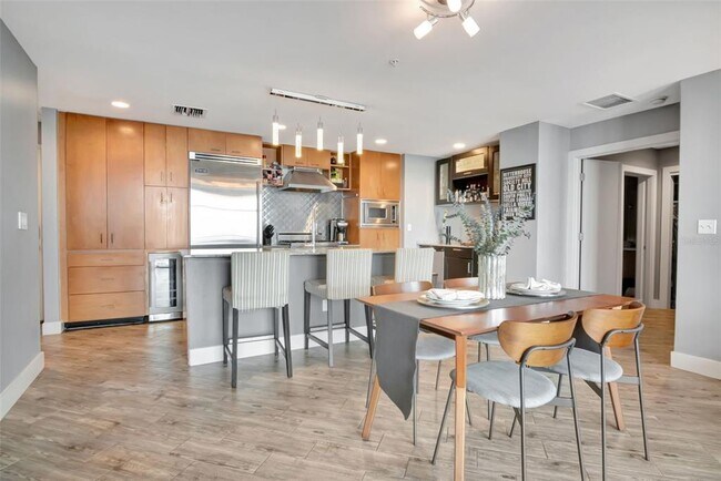 Photo - 1120 E Kennedy Blvd Unit 1512