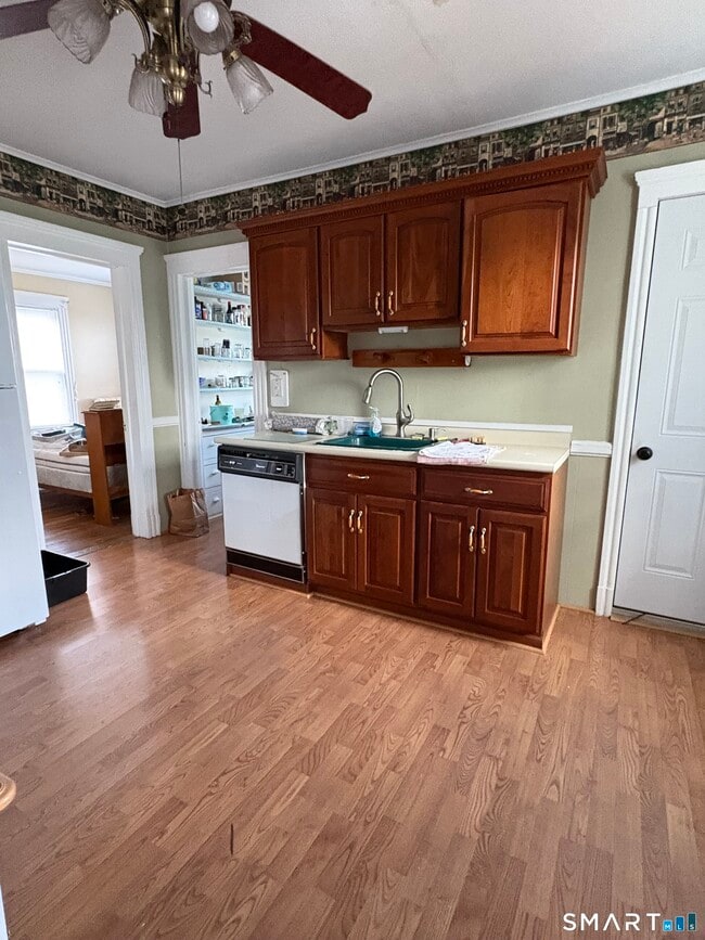 Photo - 211 S Whittlesey Ave